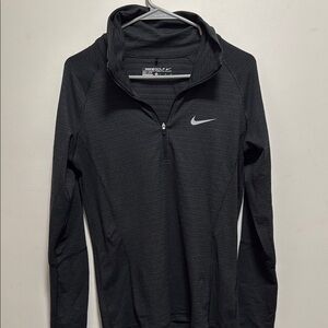 Nike Women’s Golf Black Pullover